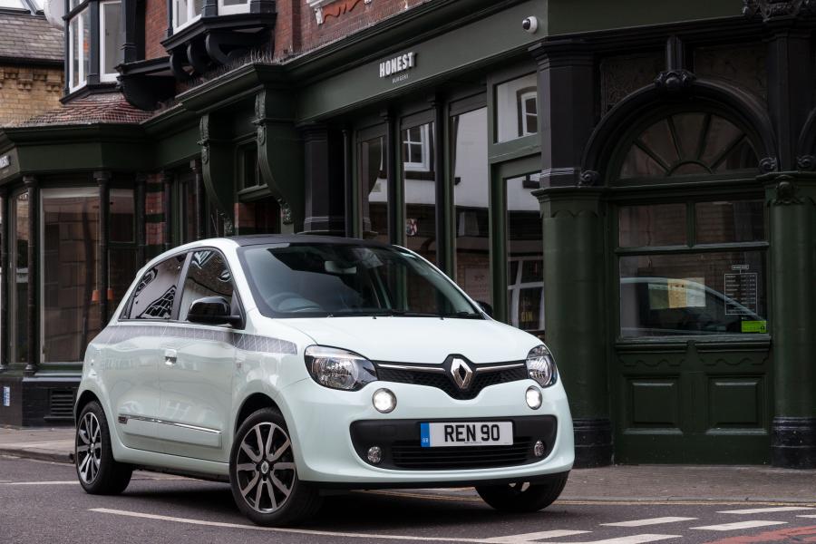  Renault Twingo Iconic 2017 года  (UK) (фото 3 из 9)